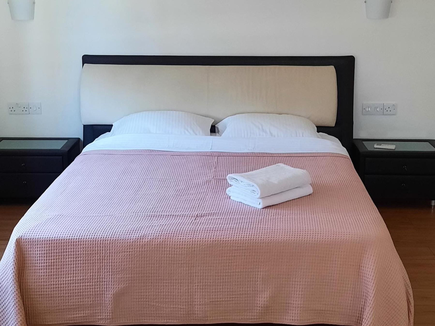 Villa Larnaca Bay Resort Voroklini Ngoại thất bức ảnh